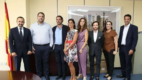 De izquierda a derecha, Santiago Jiménez, José María Urrutia, Alejandro García, María Tello, Gema Blanco, Enrique Hormigo, Lorea Arrieta y Juan de Dios Aguirre. (Manaf K. Abbas)