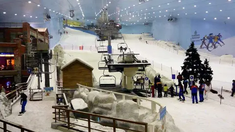Una imagen de la pista de esquí del Mall of the Emirates.