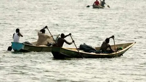 Inmigrantes ilegales africanos. (Fuente externa)