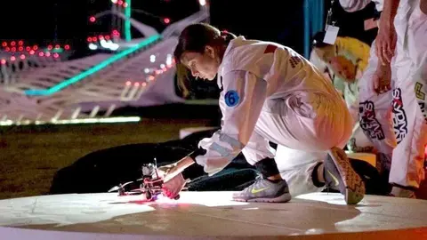 Competidor en una carrera de drones. (E.C.)