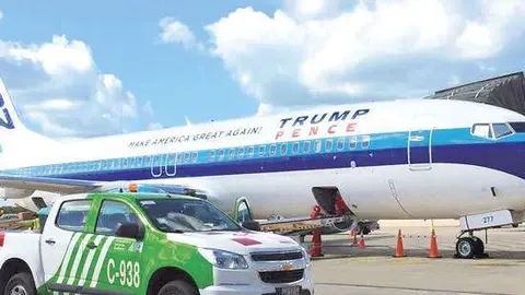 El avión de Donald Trump en Cancún.
