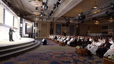 Acto de apertura del Consejo del Futuro Global del Foro Económico Mundial en Dubai. (@DXBMediaOffice)
