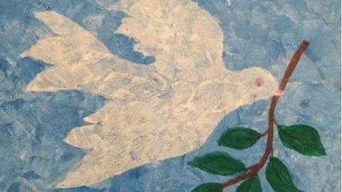 La exposición será a favor del autismo en EAU.