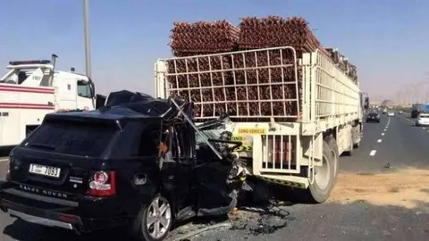 Una imagen de un accidente de tráfico demasiado común en Dubai.