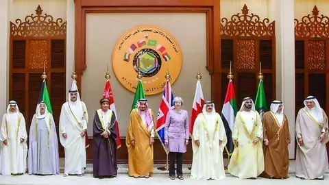 Foto durante la 37ª Cumbre del Consejo de Cooperación del Golfo en Manama. 