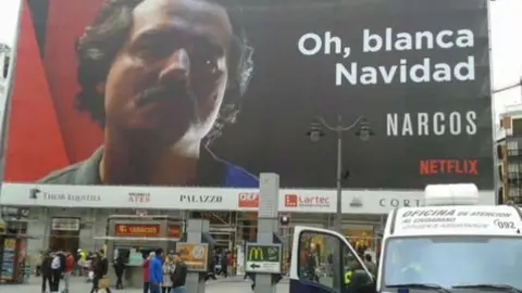 El cartel publicitario en la madrileña Puerta del Sol.