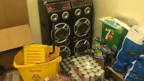 Los artículos confiscados por la policía en Riad.