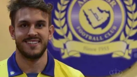 Bruno Uvini, jugador brasileño en Riad.
