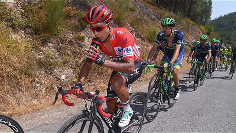 Una imagen del ciclista colombiano Darwin Atapuma.