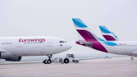 Varios aviones de la operadora Eurowings.
