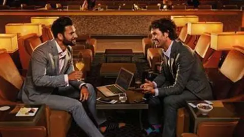 Una de las salas de Primera Clase del aeropuerto de Dubai.