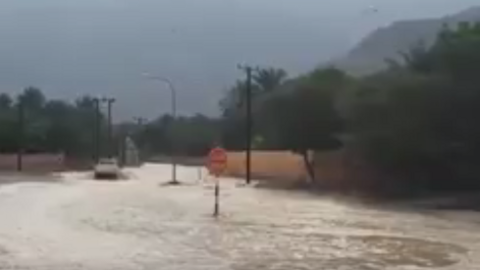 Una zona inundada en Mussanah, Omán. (Twitter)