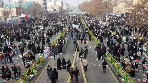 Las manifestaciones sucedieron en Irán con motivo del aniversario de la Revolución Islámica.