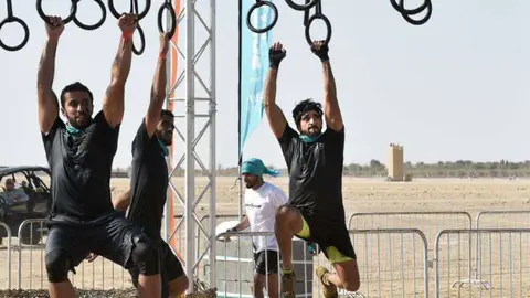 El jeque Hamdan durante la prueba 'Tormenta de Arena' en Dubai.