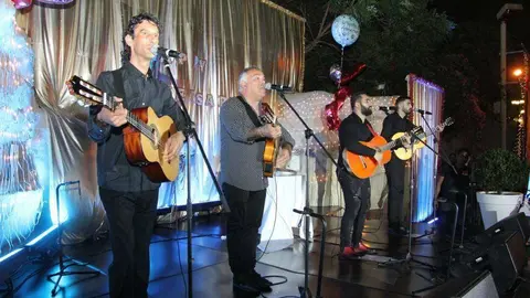 El grupo de Andre Reyes, en plena actuación de 2016 en el Seville's. (EL CORREO)