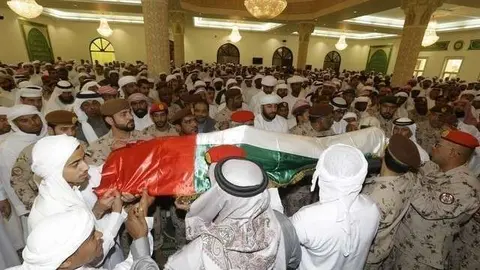 Un momento del funeral por el sargento fallecido.