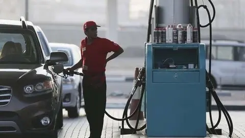 Una gasolinera en Emiratos Árabes Unidos.