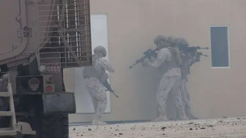 Fuerzas Especiales de Élite de Emiratos Árabes durante maniobras. (EL CORREO)