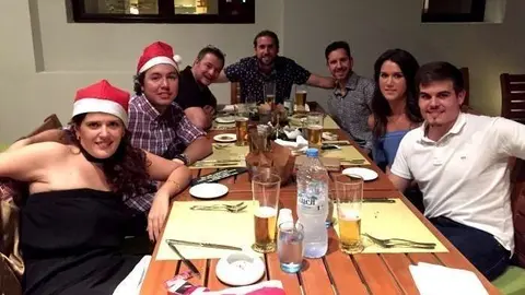 Españoles en Ras Al Khaimah celebran cena navideña en el hotel Cove Rotana. (E.C.)