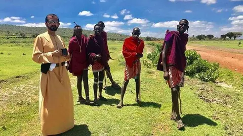 Una imagen del jeque Mohammed Bin Rashid en África.
