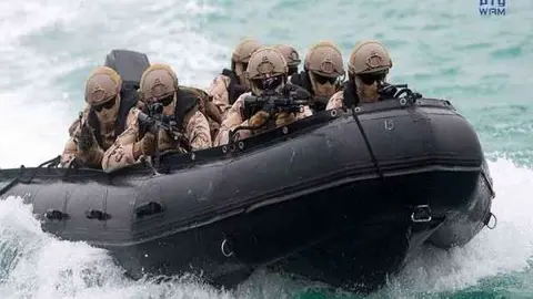 Fuerzas Especiales de EAU durante unos ejercicios militares.