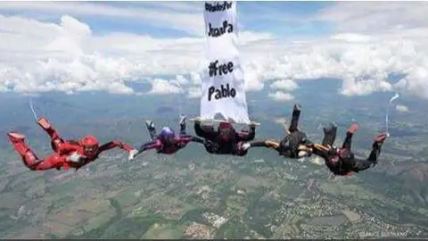 Salto por la libertad de preso colombiano en Doha.