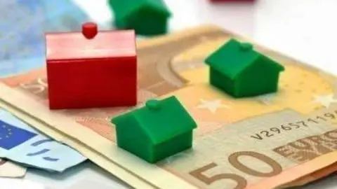 El pago de cl&aacute;usula suelo abusiva puede solicitarse en los tribunales.