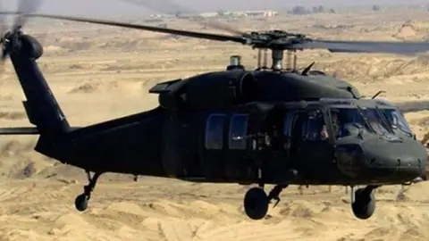 En el helicóptero viajaban 12 soldados.