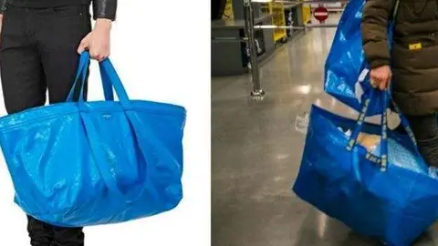 El parecido entre los bolsos ha sido muy comentado en Twitter.