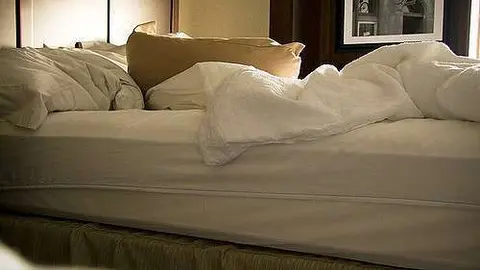 Algunos hoteles han sido multados por no cambiar las sábanas con la frecuencia requerida. 