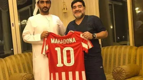 Maradona presentó a su nuevo equipo en su perfil de Facebook.