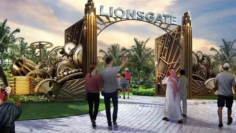 Imagen de la entrada del parque Liongate. 