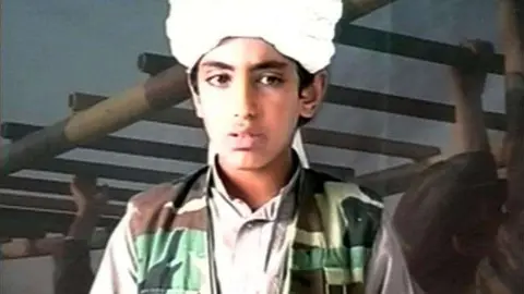 Una de las poca imágenes del hijo de Osama bin Laden.
