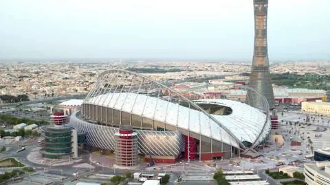 El estadio Khalifa en Doha diseñado por el arquitecto Foster. (Reuters)