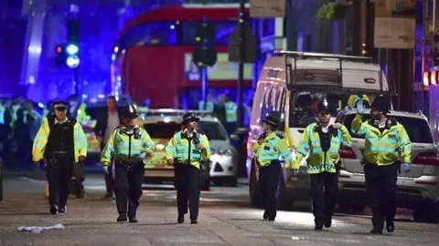 La policía metropolitana del Reino Unido.