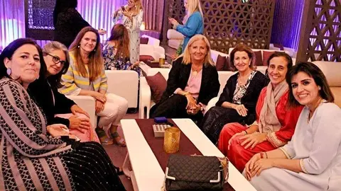 Españolas en Abu Dhabi disfrutó de té marroquí la música oud. (Cedida)