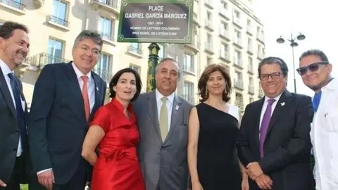 Inauguración de plaza García Márquez en París.