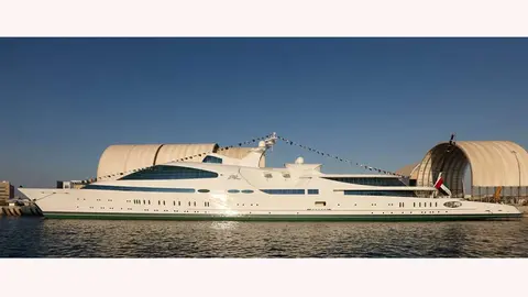 El yate de la Familia Real de Abu Dhabi en España.