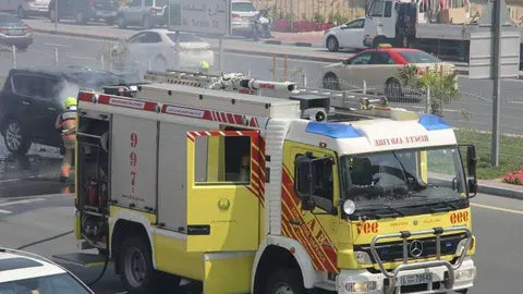 Un vehículo de Defensa Civil en Dubai. (EL CORREO)