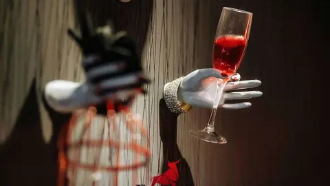 Curiosos detalles artísticos que van de lo que se podría considerar tenebroso a toques de diseño Gaudí. (Cecida)