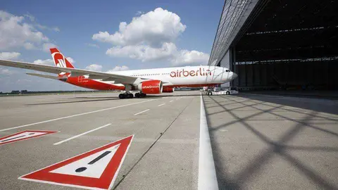 Un avión de la aerolínea alemana Air Berlin. (Facebook)