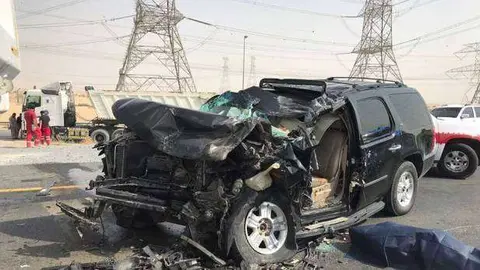 Estado en el que quedó el Tahoe tras el choque. (Policía Dubai)