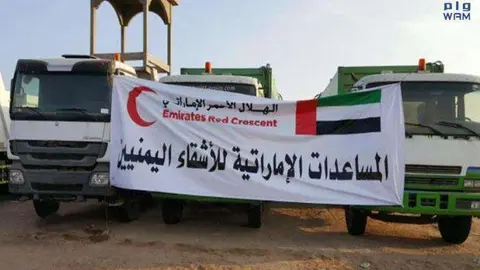 La Media Luna Roja de Emiratos Árabes ha distribuido medicamentos contra el cólera en Yemen.