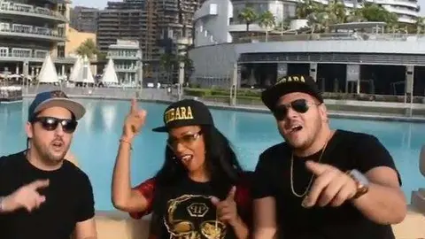 Una captura del vídeoclip latino grabado en Dubai.