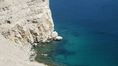 Contraste de los fiordos con el agua. (Marta Pérez)