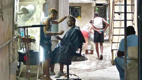 1. ‘Perdí mi melena, perdí mi amor..., tomada en La Habana (Cuba) por Luisa Pasquarelli fue la foto ganadora en 2016. 