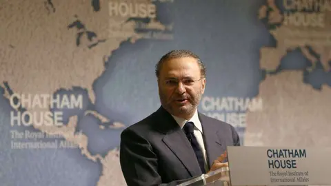 El ministro de Exteriores de EAU, Anwar Gargash durante la conferencia en Londres.