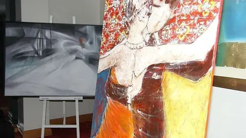 Obras de la Exposición en el restaurante argentino Parrilla. (EL CORREO)