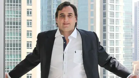 Carlos Peña Rachetti, presidente de la Cámara Uruguaya-Árabe, en el Downtown de Dubai. (EL CORREO)