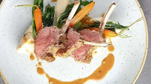 Serie de platos del nuevo concepto gourmet de cocina europea del restaurante Table 9, situado en el hotel Hilton Dubai Creek de Deira. (Cedida)